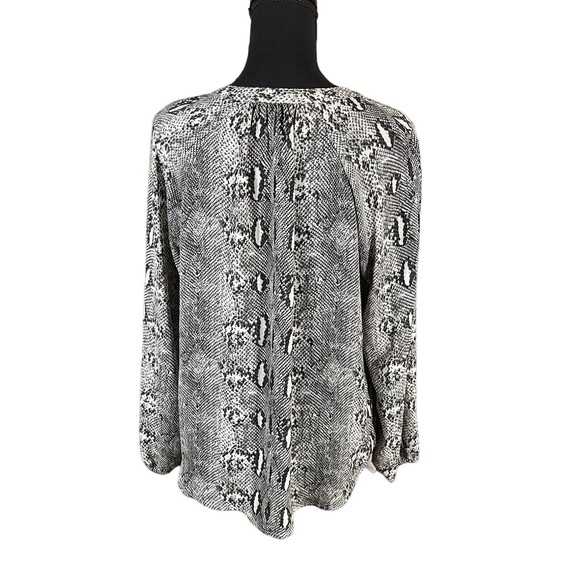 J.Crew Women Snake Animal Print Long Sleeve Front Button Top Size Medium - Picture 7 of 9